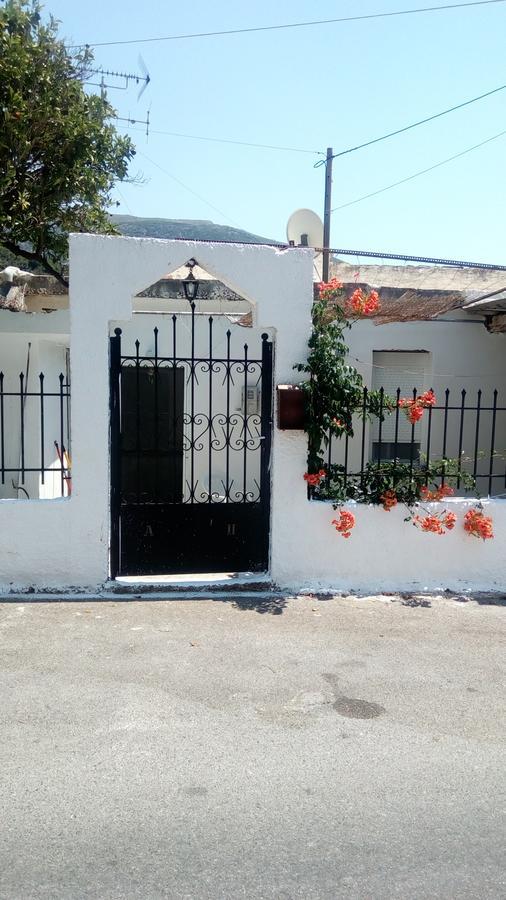 Traditional Cretan Country House Plokamianá Kültér fotó